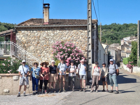 Petite halte , avec notre guide Rémy